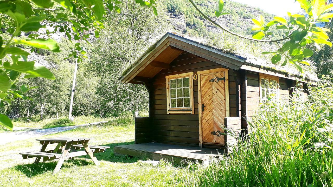 Dalen Gaard Camping Og Hytter Geiranger Bagian luar foto